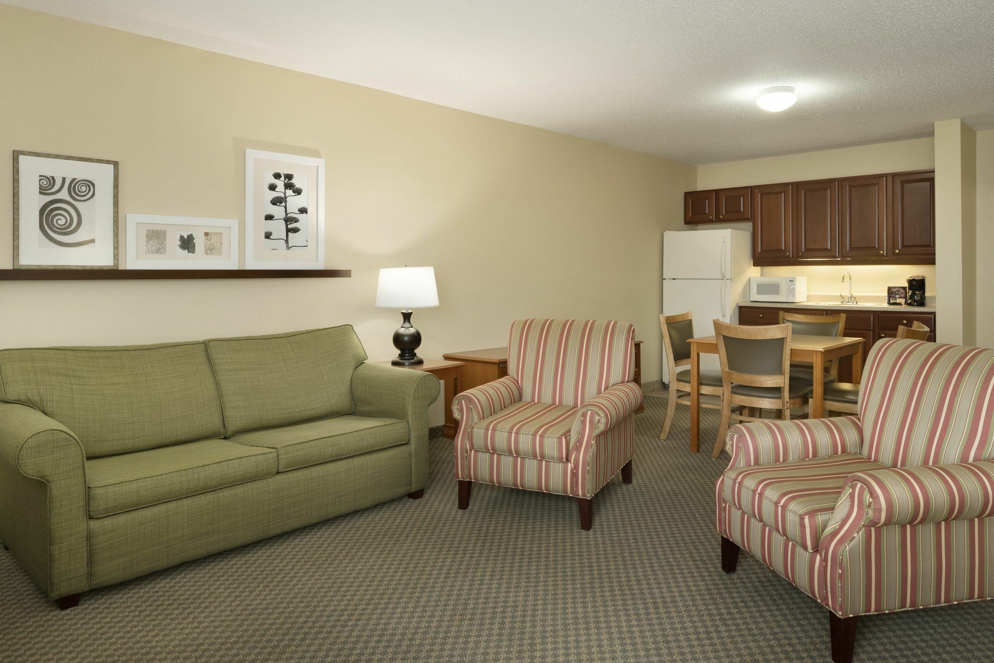 Country Inn & Suites By Radisson, Grinnell, Ia ภายนอก รูปภาพ